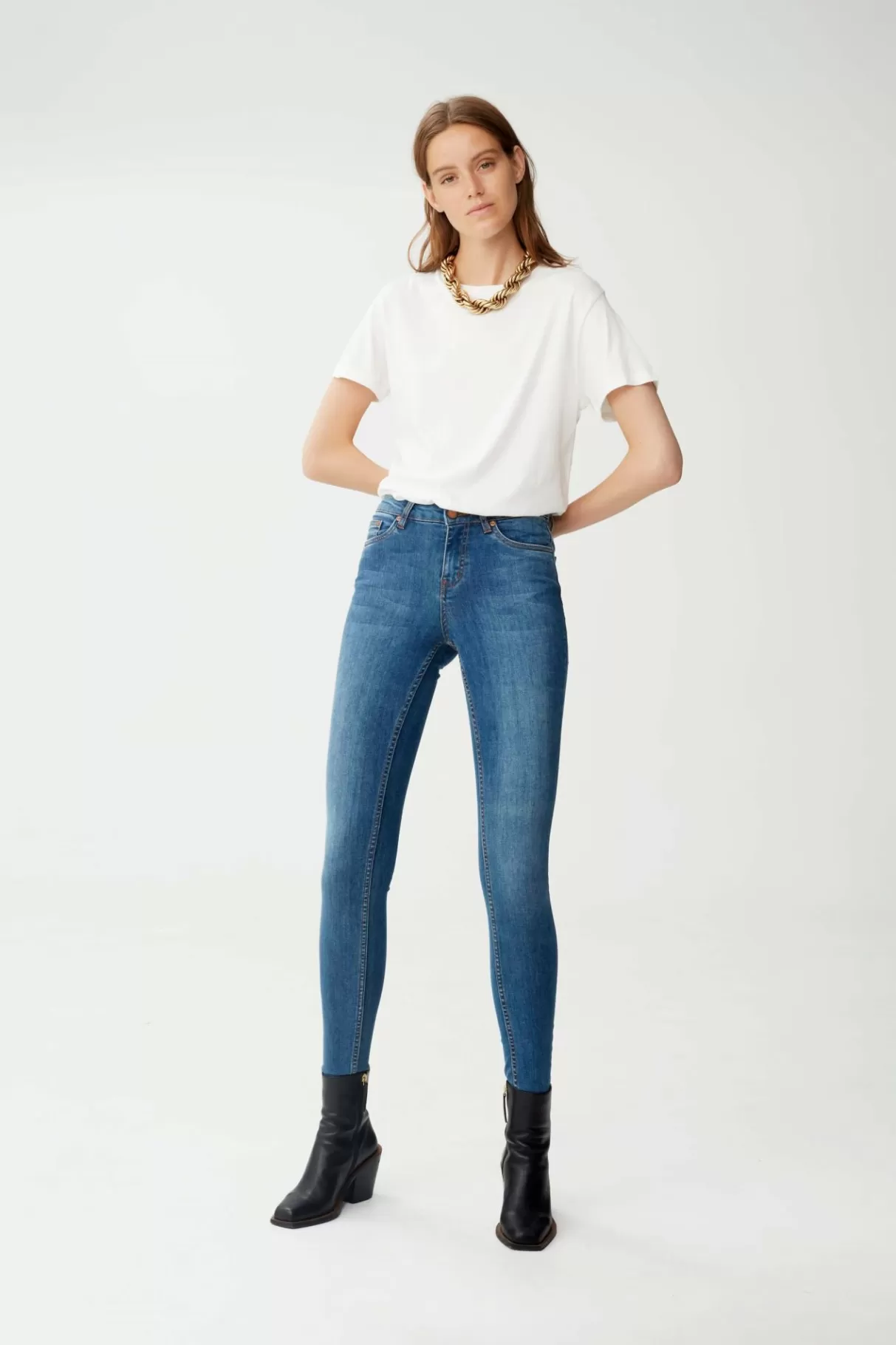 Discount Gestuz Maggiegz Mw Skinny Jeans L.A. Blue