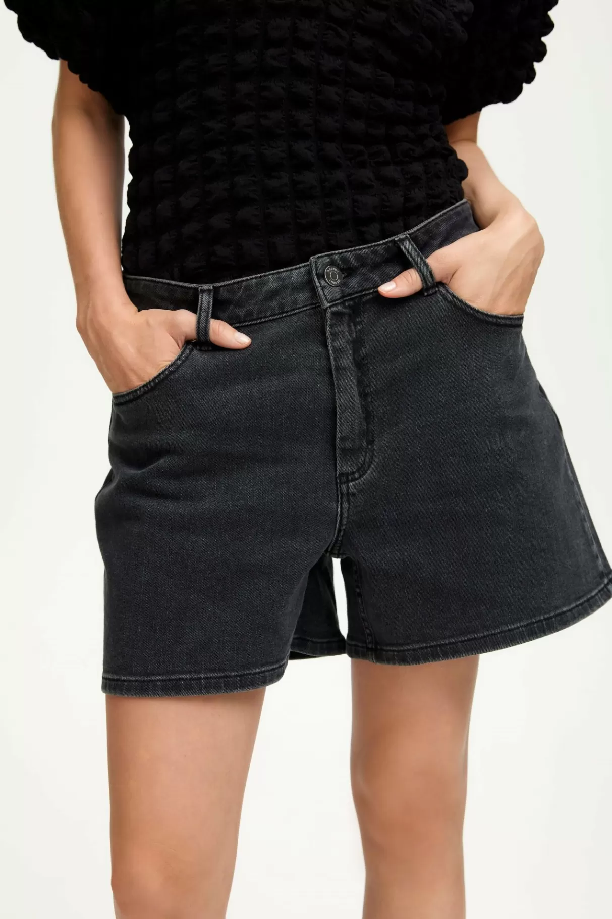 Cheap Gestuz Moniqgz Shorts Washed Black